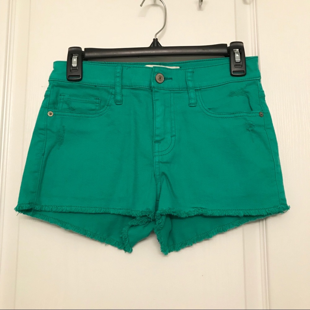 Green Abercrombie & Fitch shorts